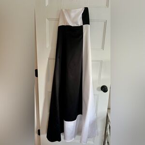 Vintage Zum Zum Gown Dress Black Halter White Color Block Floor Length Size 3/4
